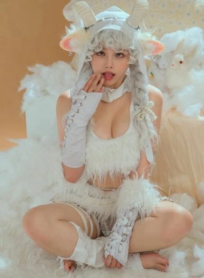 欧美伦乱大交免费观看