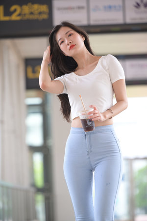 一本色道a无线码三区女母