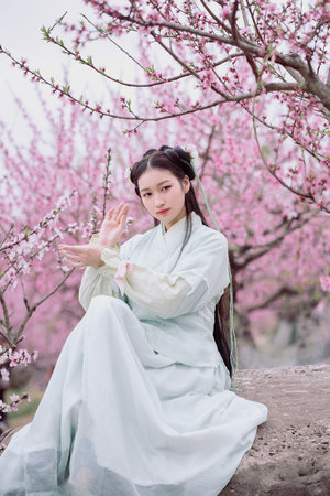 《瑜伽老师和瑜伽教练的区别》
